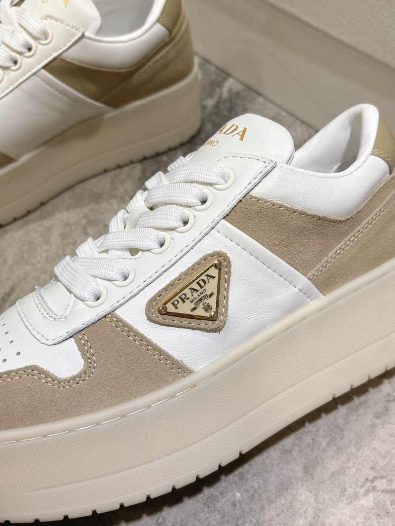 Pra*a sneakers